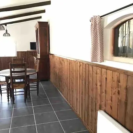 Insolite Au Coeur D'une Ecurie Apartment Arles